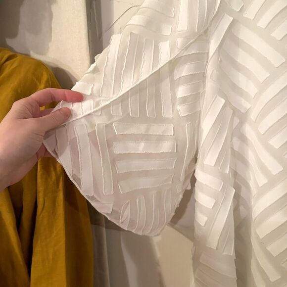 IC by Connie k Women’s Size Large Solid White Asymmetrical 3/4 Sleeve Tunic Top - Picture 16 of 16